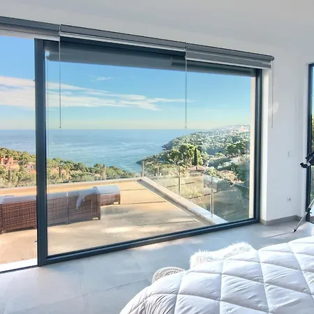 6 Bedroom With Sea Views & Pool In Sa Riera, Begur